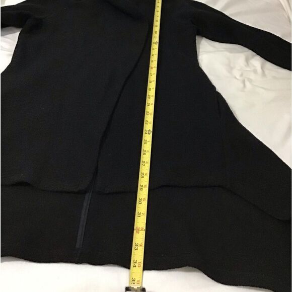 Marcellamoda Black Hooded Belted Wrap Asymmetrical Hem Sweater Size Medium - Picture 12 of 15